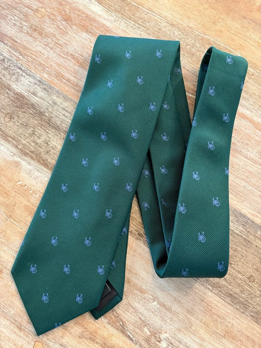 J. Crew Green Silk Tie with Blue Scorpion All Over Print Novelty Fun Necktie